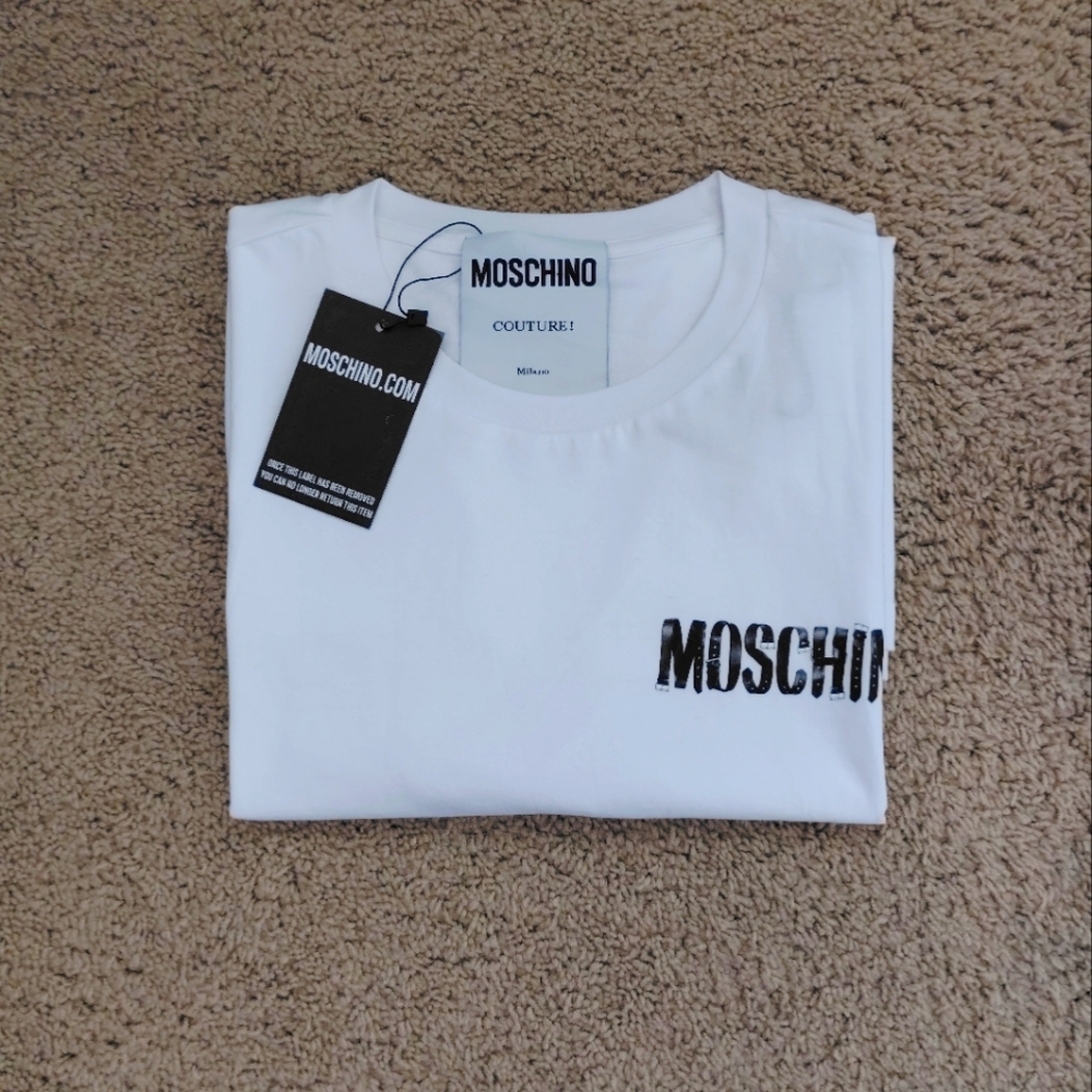 NEW Moschino T-shirt